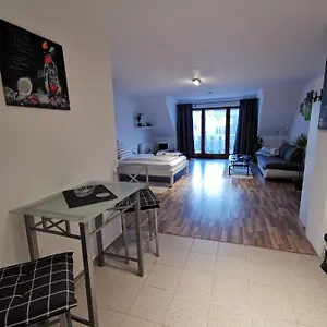 https://ra-lambertz-dusseldorf.topcolognehotels.com