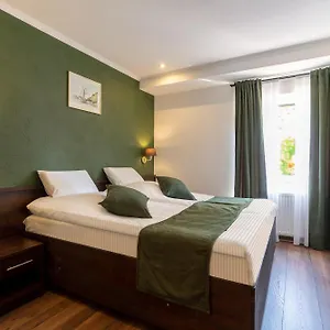 Hotel Jupa's, Dusseldorf
